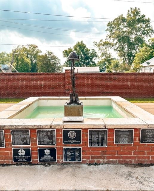 veterans park water feature